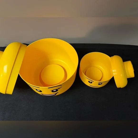 2 LEGO STORAGE HEADS Large Happy Girl & Small Boy - Picture 4 of 4